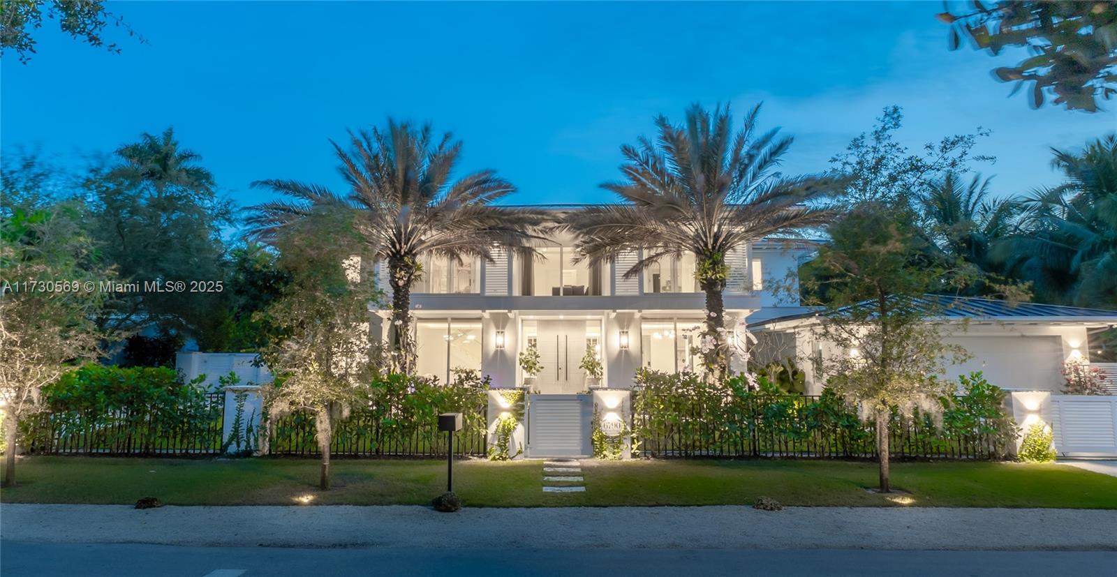 MANGO TERRACE - Residential