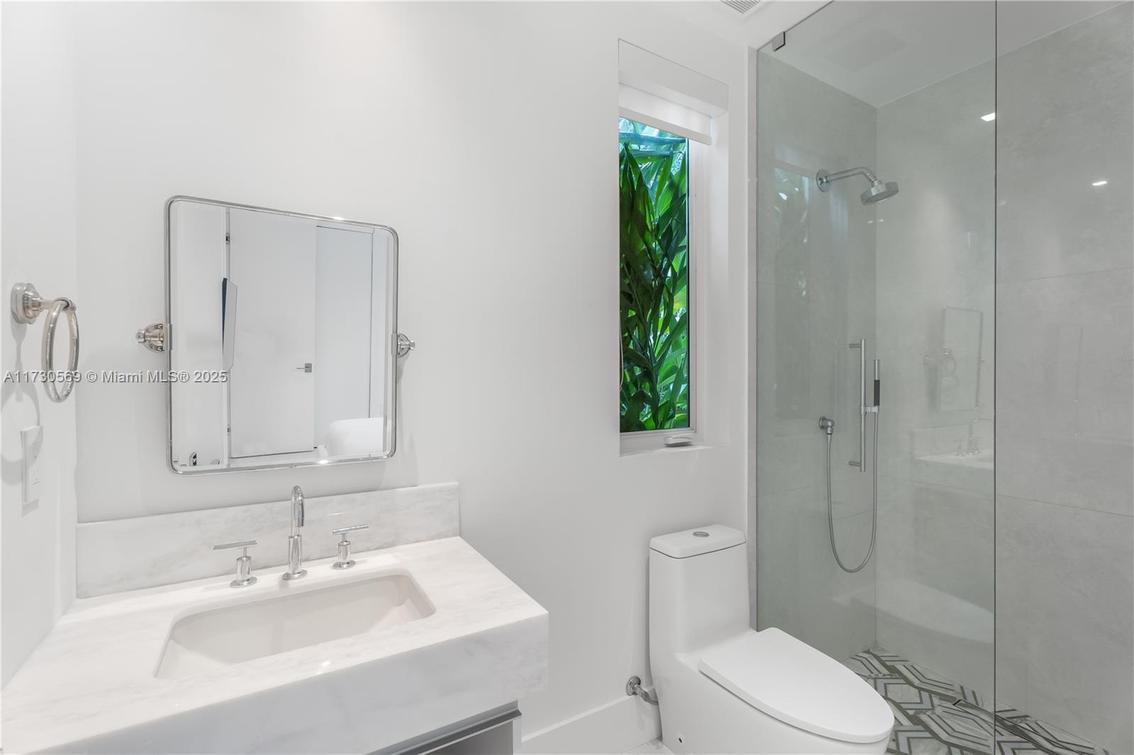 MANGO TERRACE - Residential