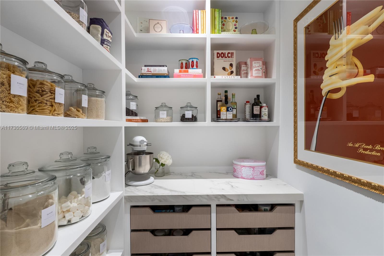 MANGO TERRACE - Residential