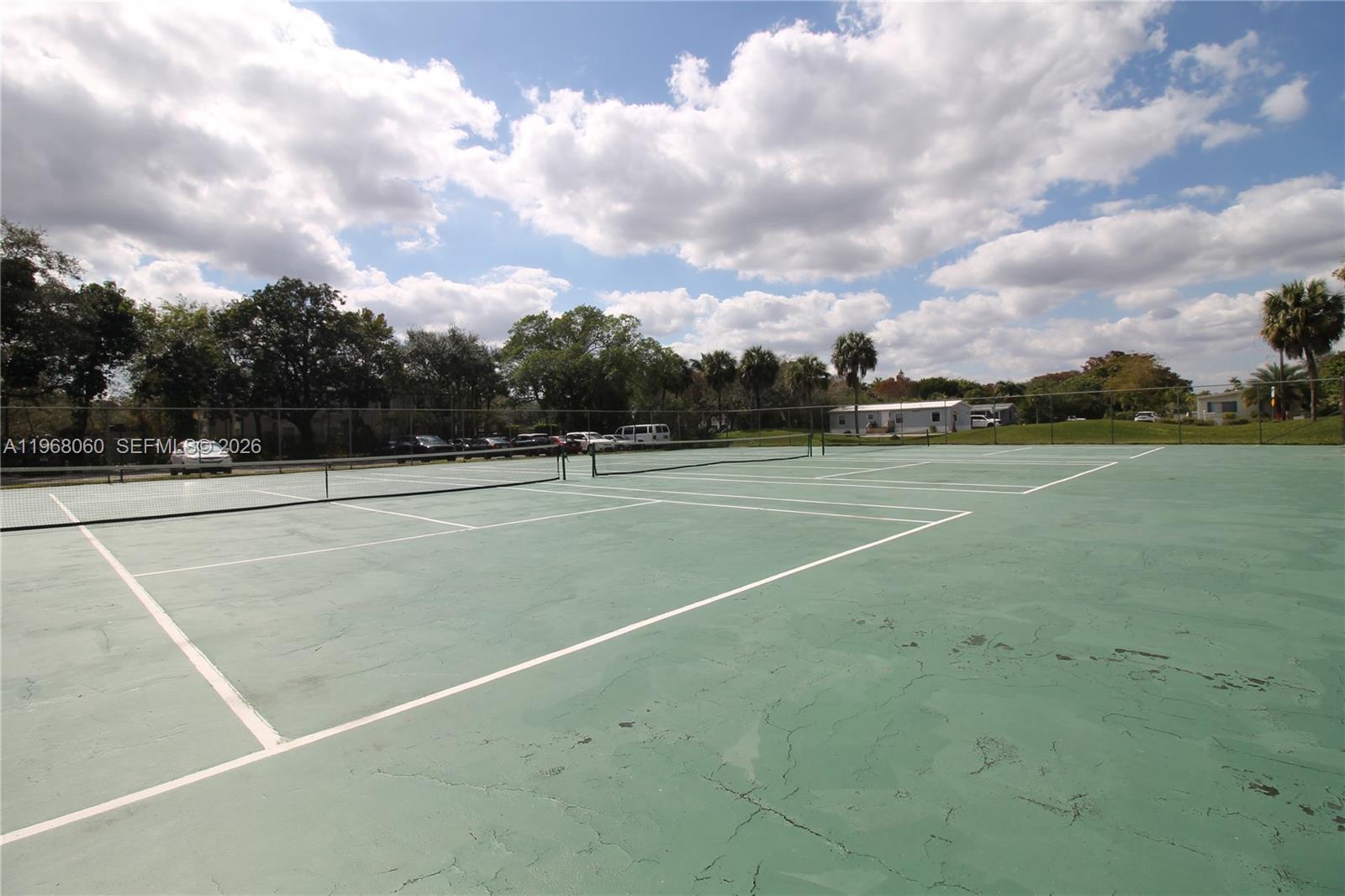 LAGO WEST CONDOMINIUM - Residential