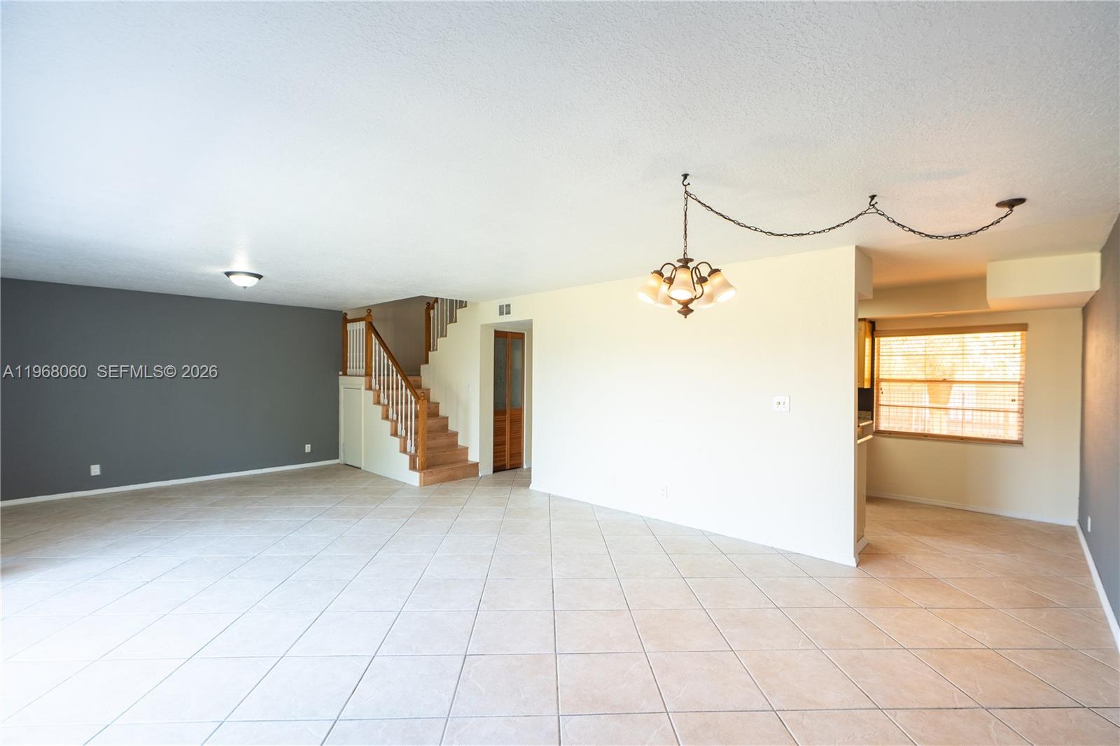 LAGO WEST CONDOMINIUM - Residential