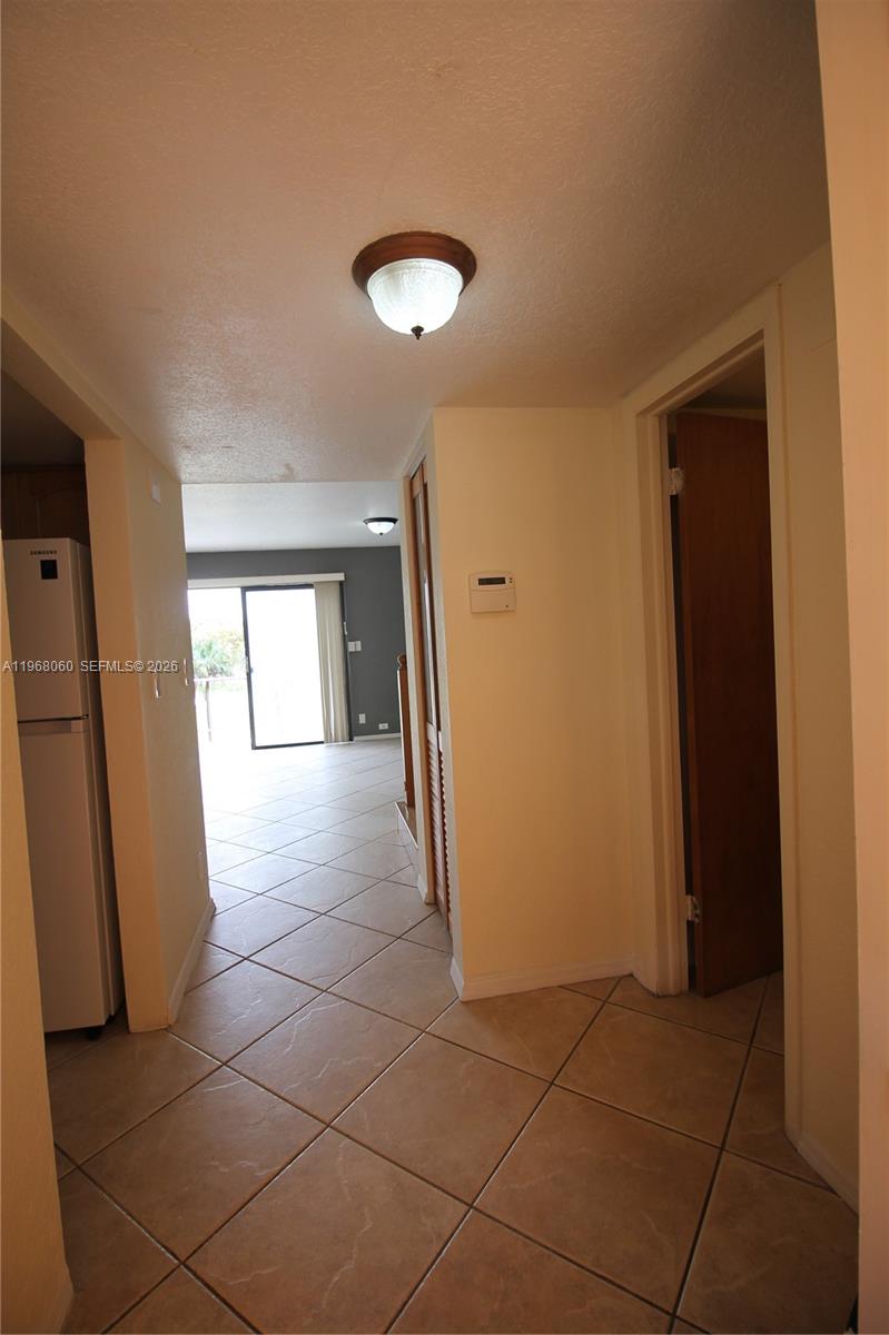 LAGO WEST CONDOMINIUM - Residential