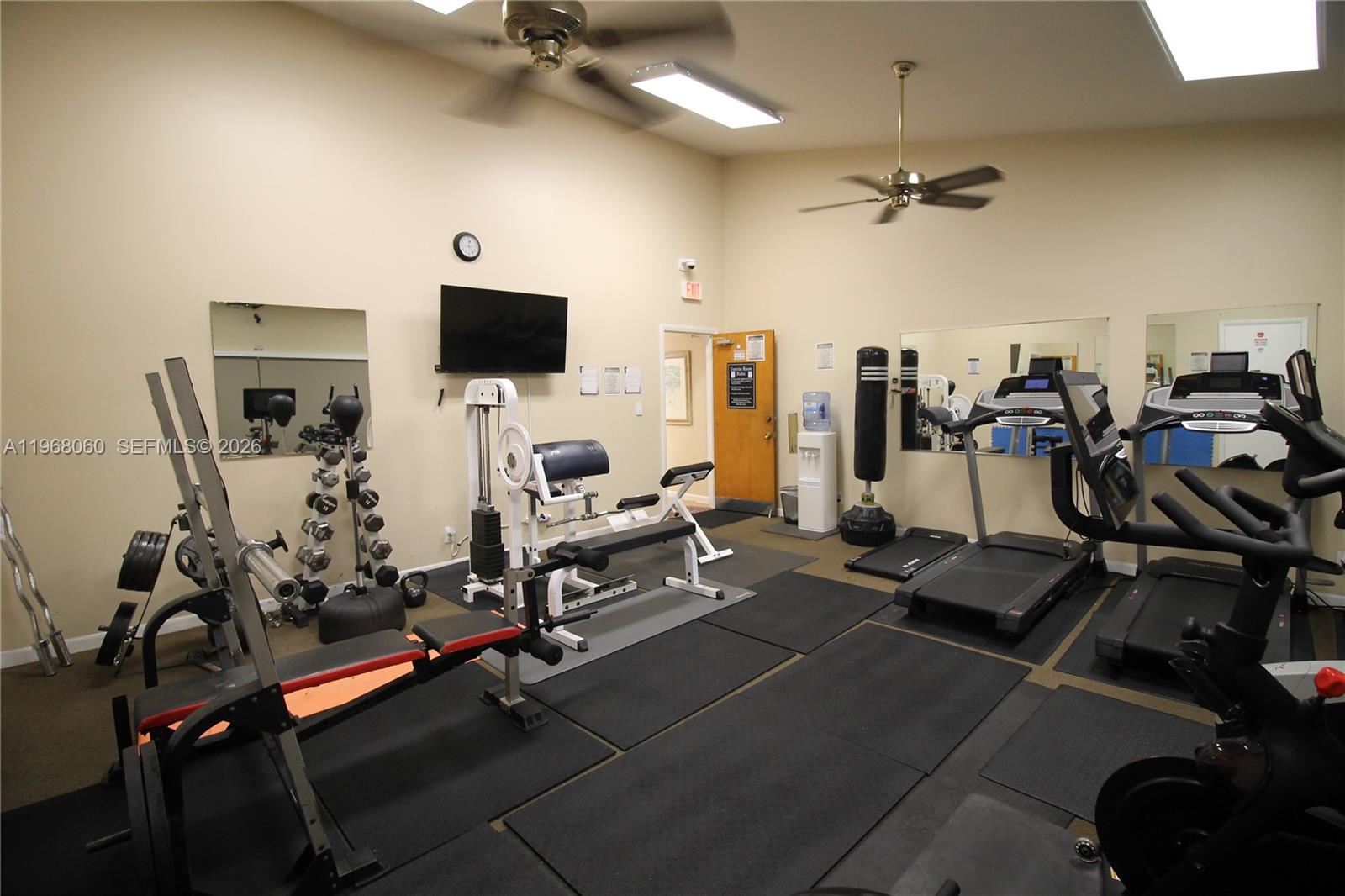 LAGO WEST CONDOMINIUM - Residential