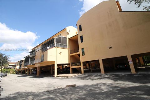 Photo of 430 Commodore Dr #314, Plantation, FL 33325 (MLS # A11968060)