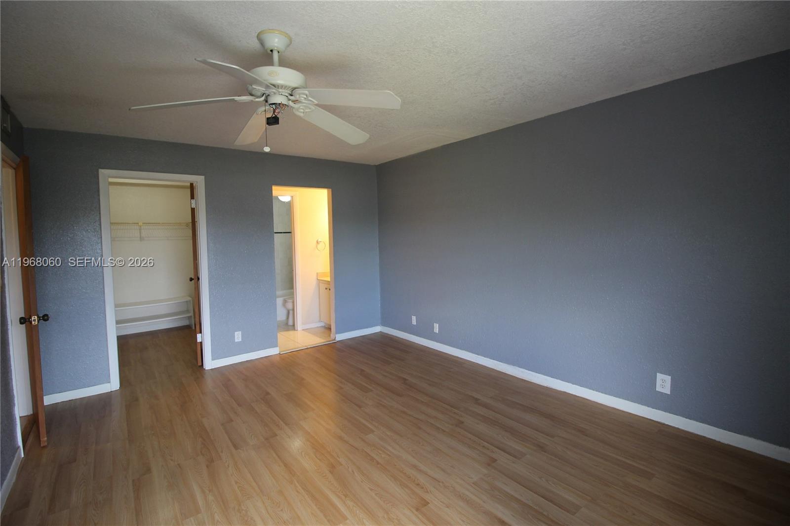 LAGO WEST CONDOMINIUM - Residential