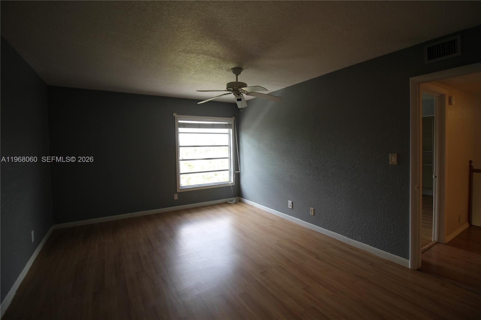 LAGO WEST CONDOMINIUM - Residential