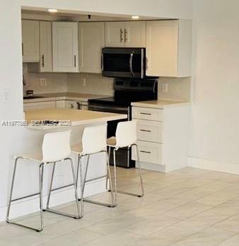 WINSTON TOWERS 700 CONDO - Residential