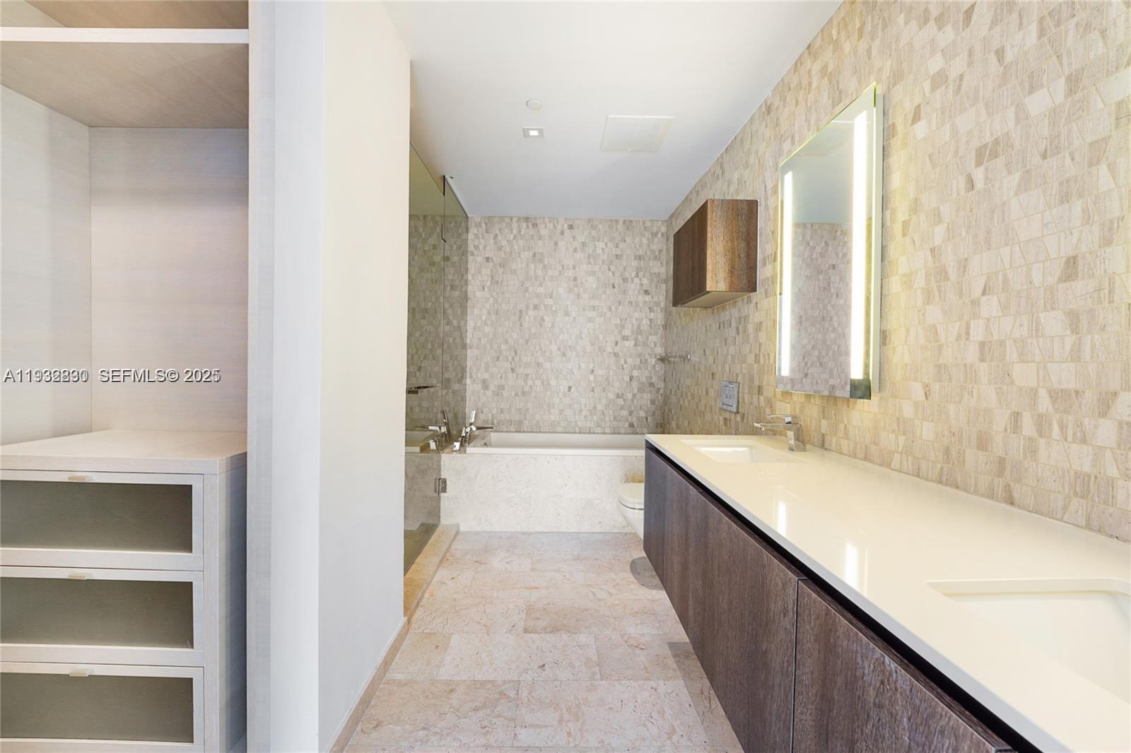 RISE CONDO - Residential Lease