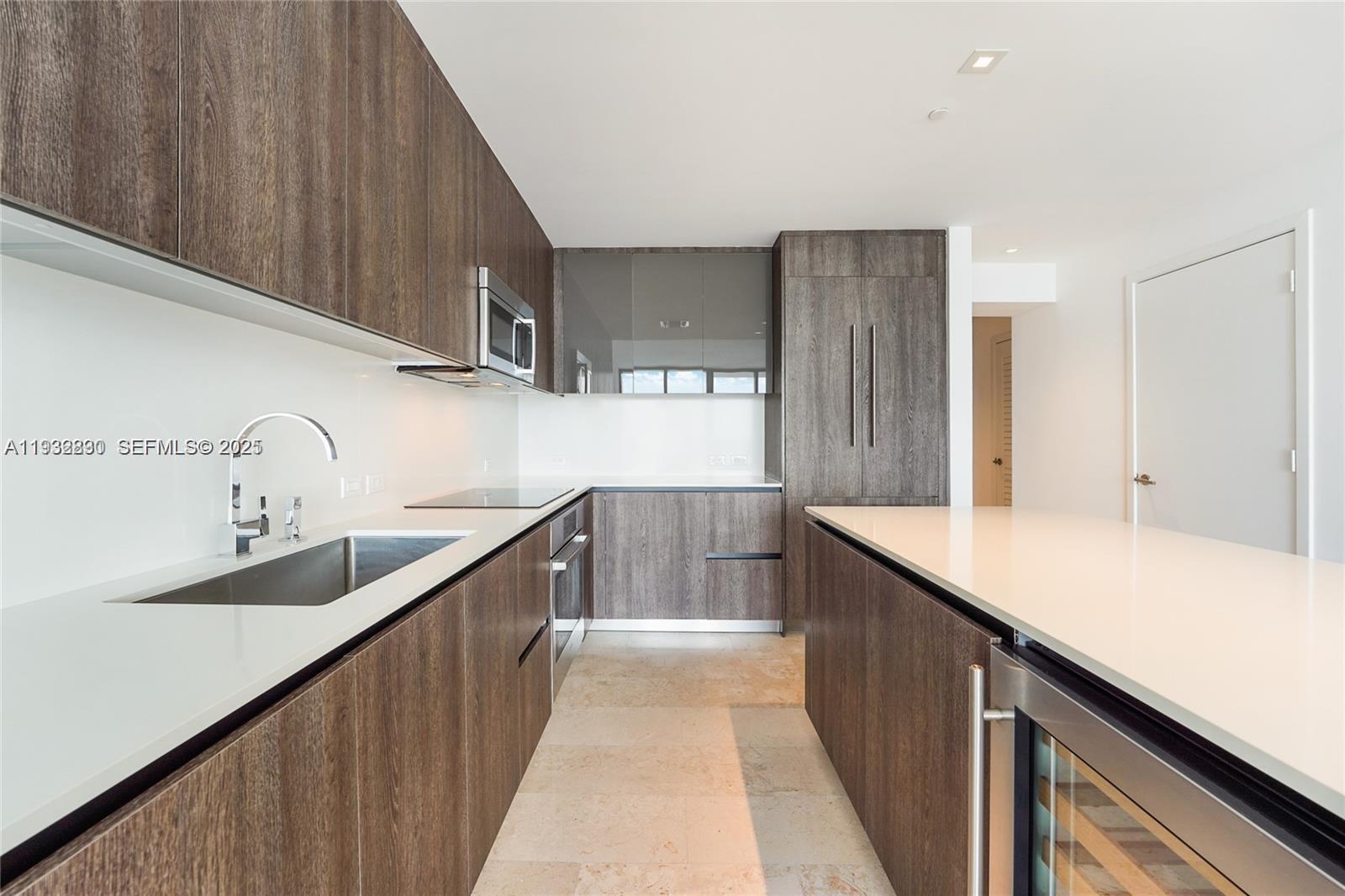 RISE CONDO - Residential Lease