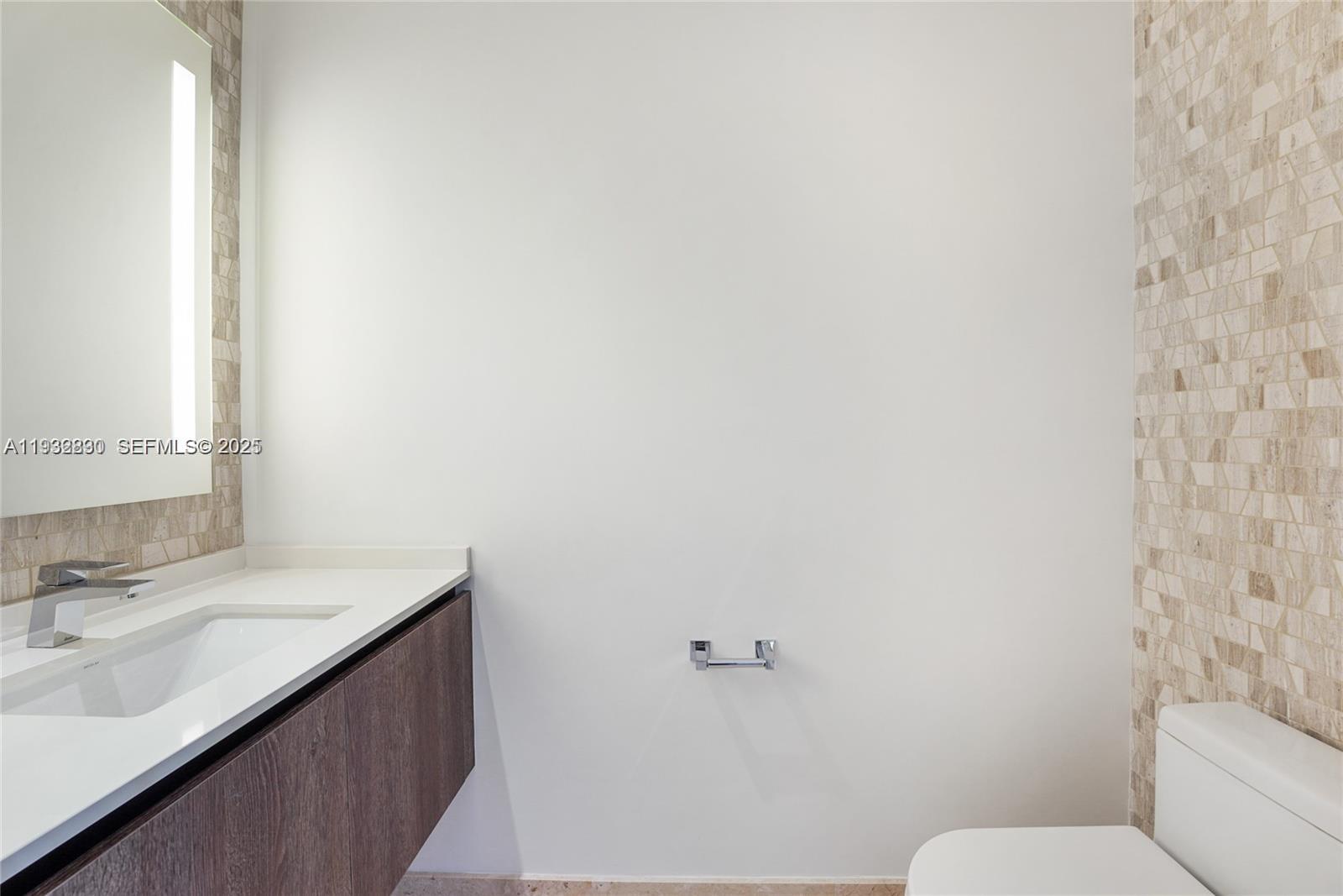 RISE CONDO - Residential Lease