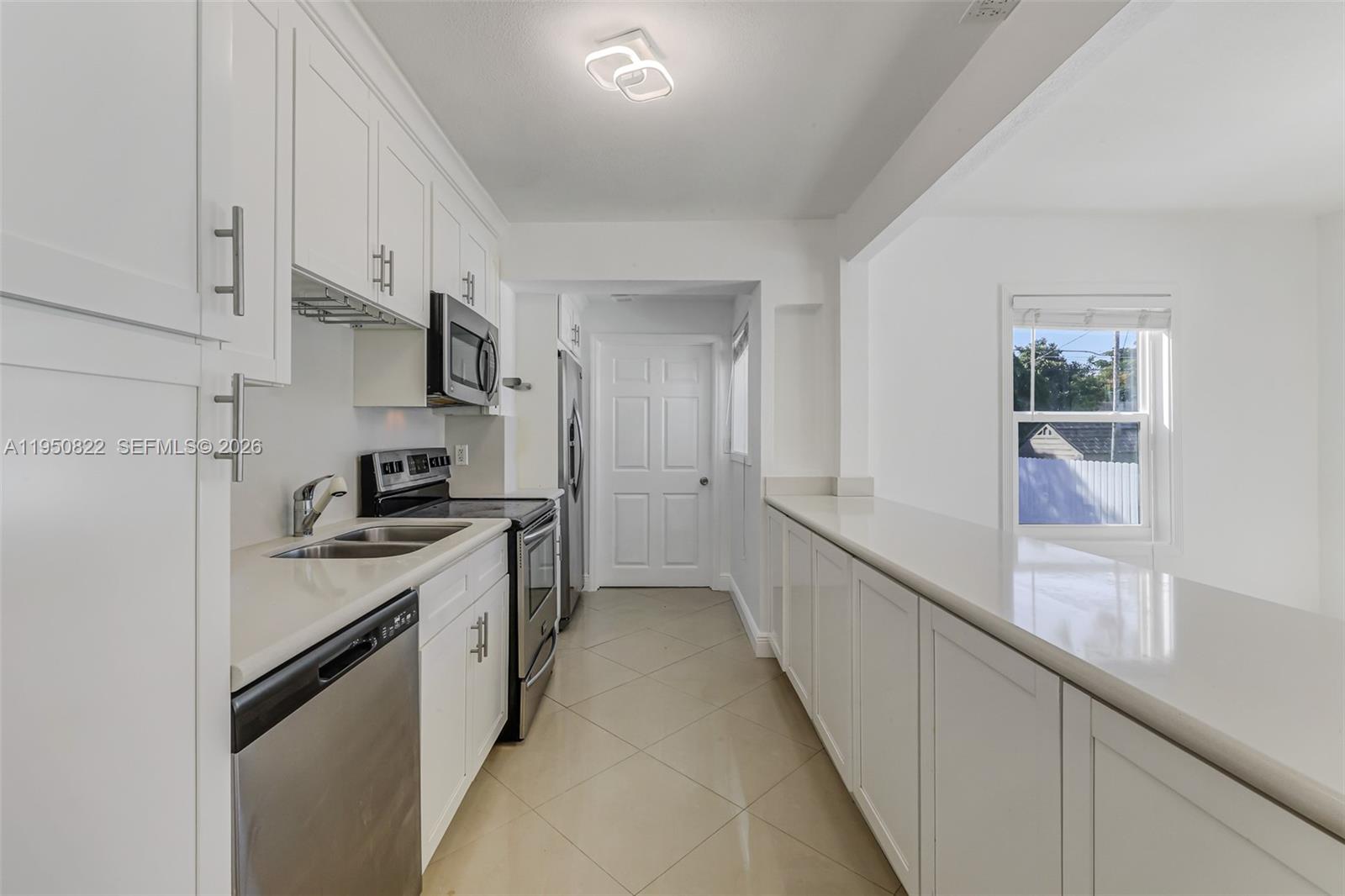 REV PL OF COUNTRY CLUB ES - Residential