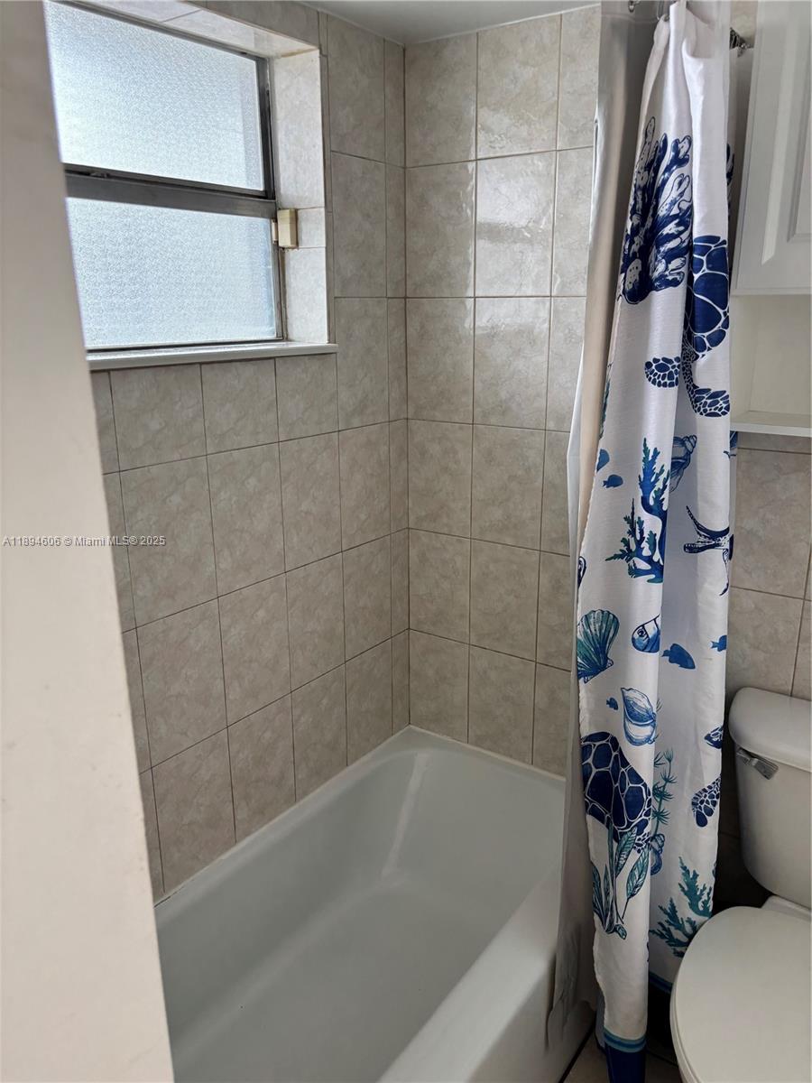 TURF CONDO - Residential Lease