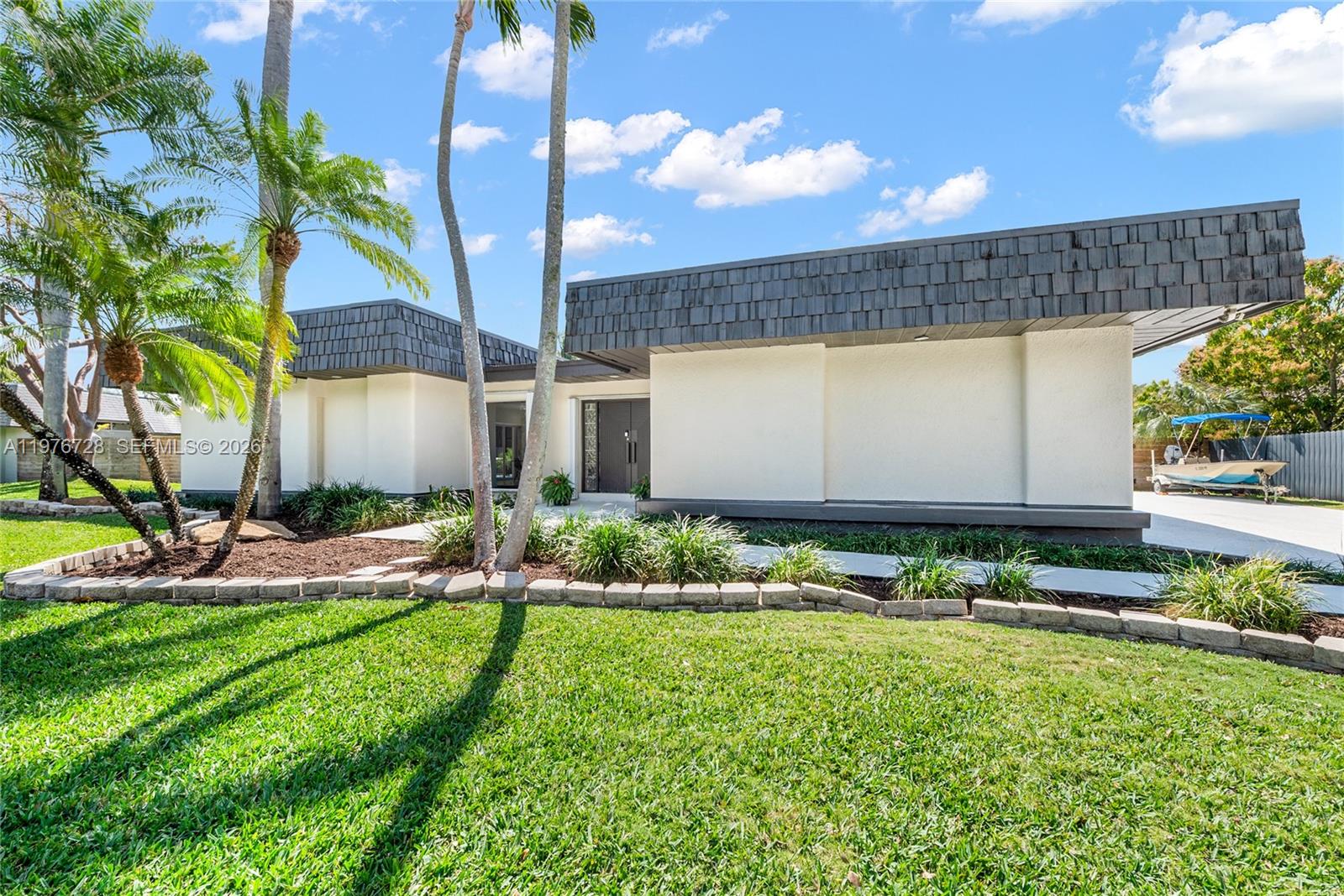 OMNI ESTATES 2ND ADDN - Residential