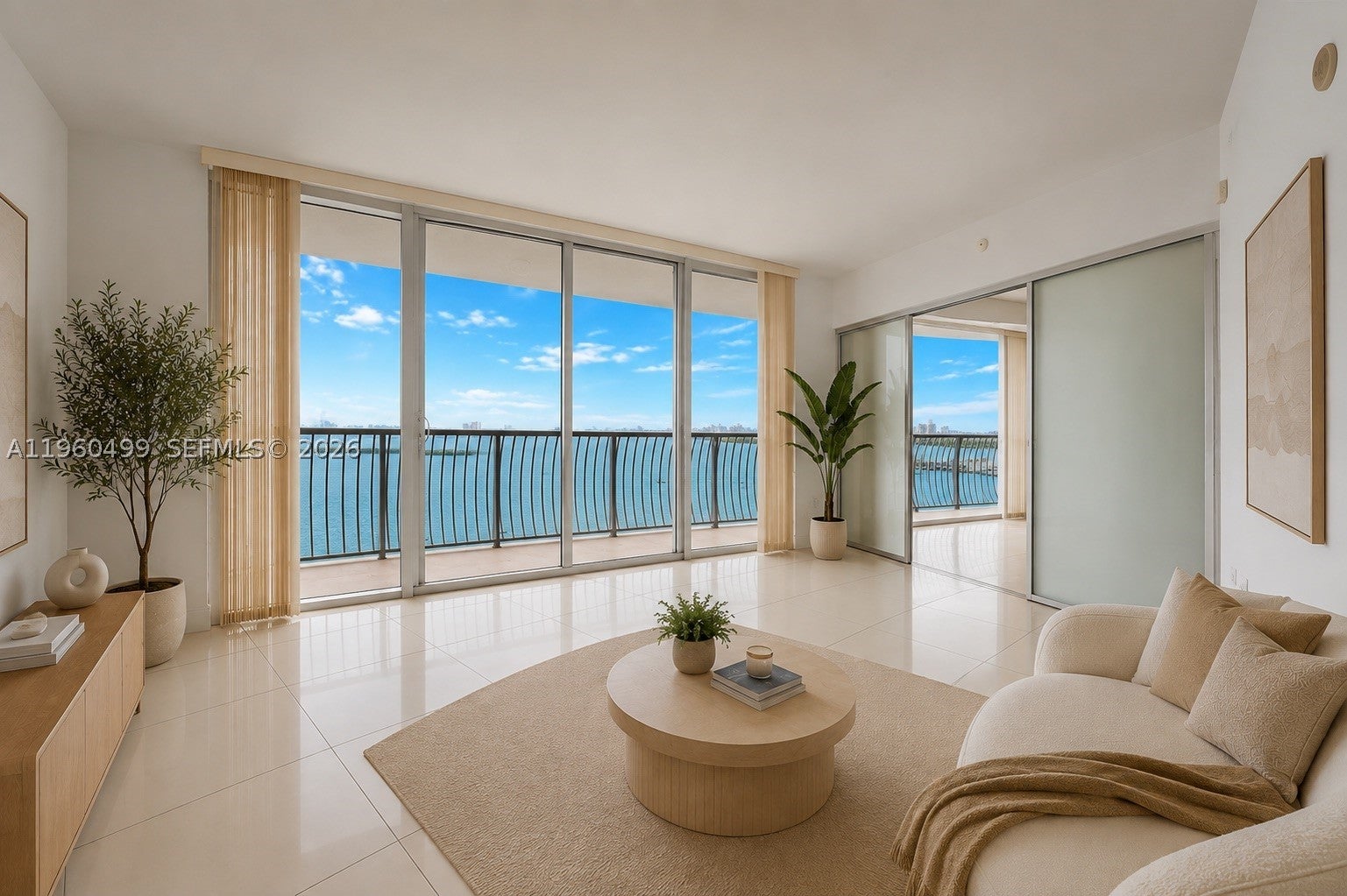 1750 N Bayshore Dr 2001