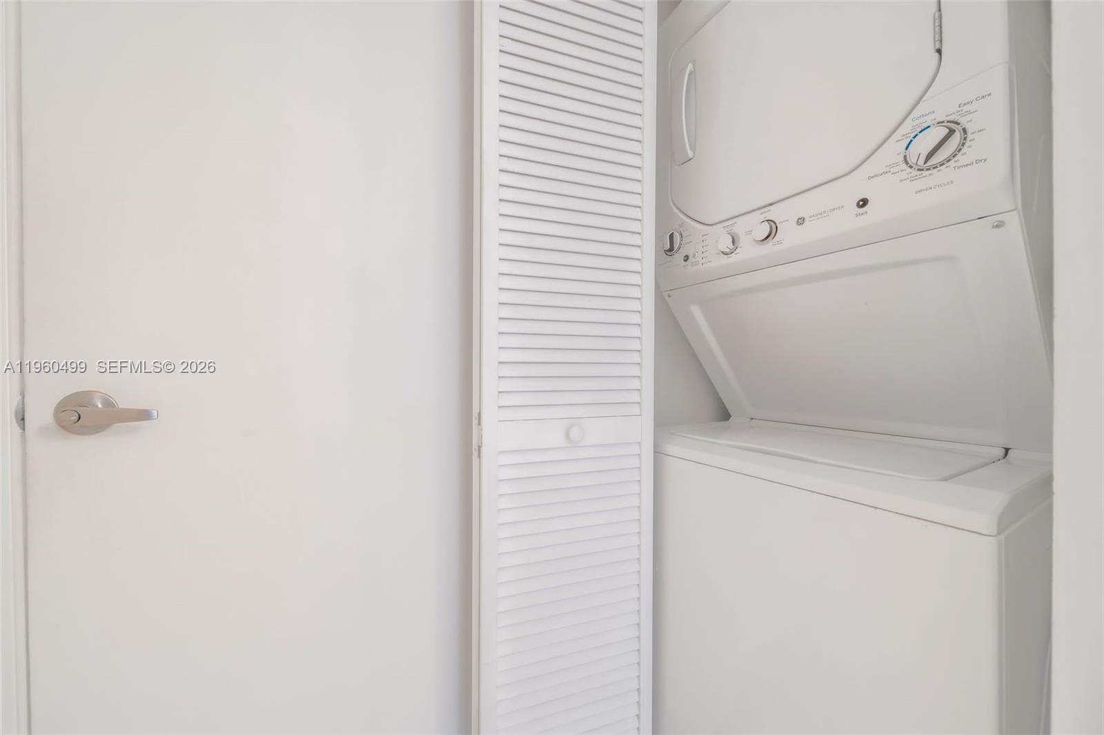 OPERA TOWER CONDO - Residential