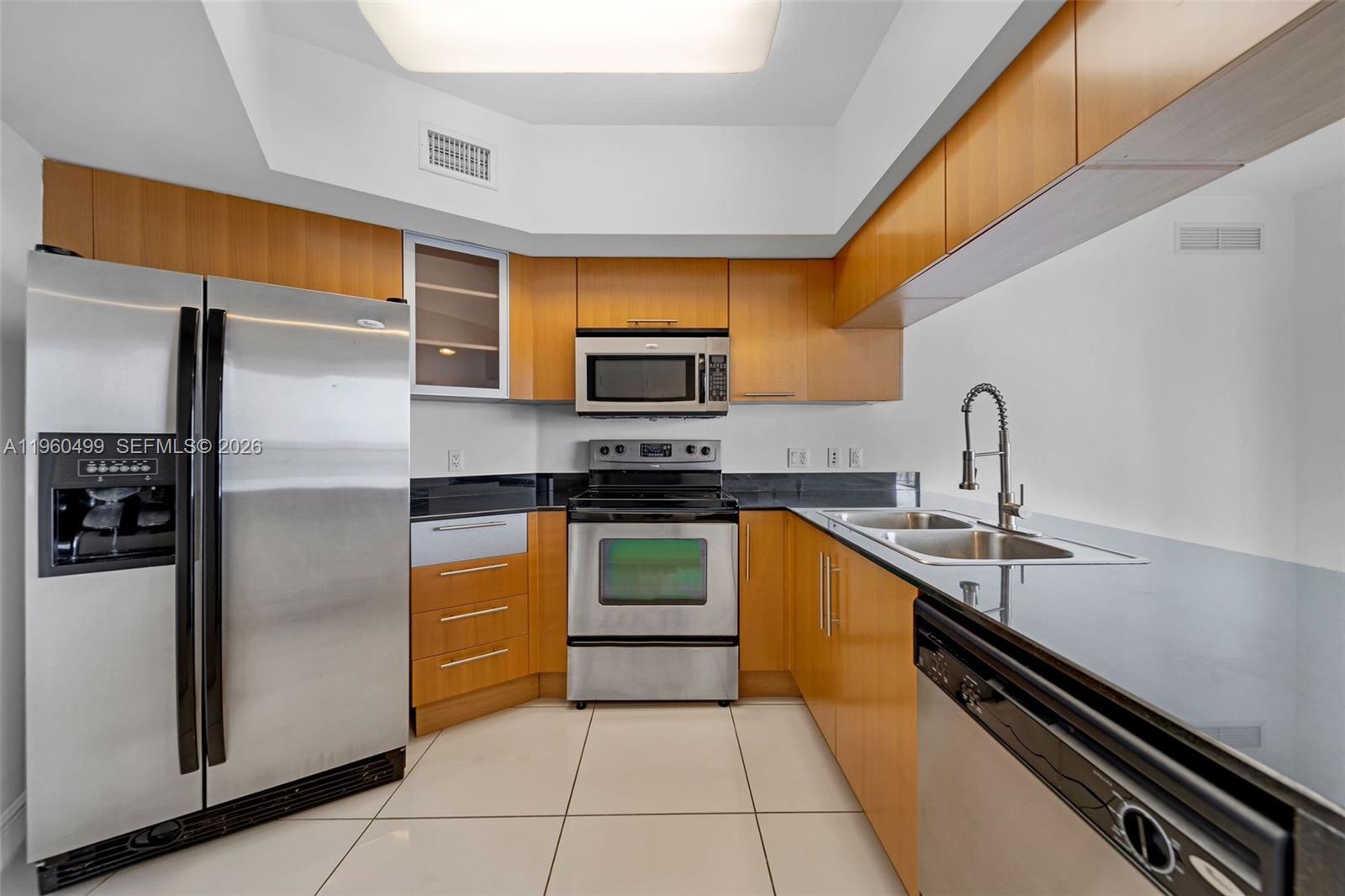 OPERA TOWER CONDO - Residential