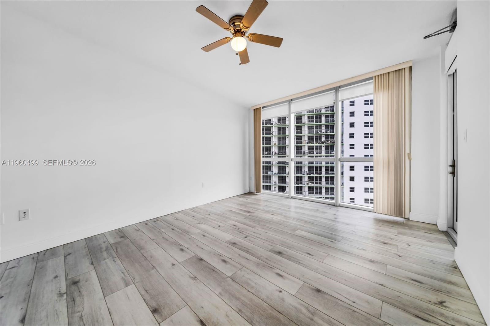 OPERA TOWER CONDO - Residential