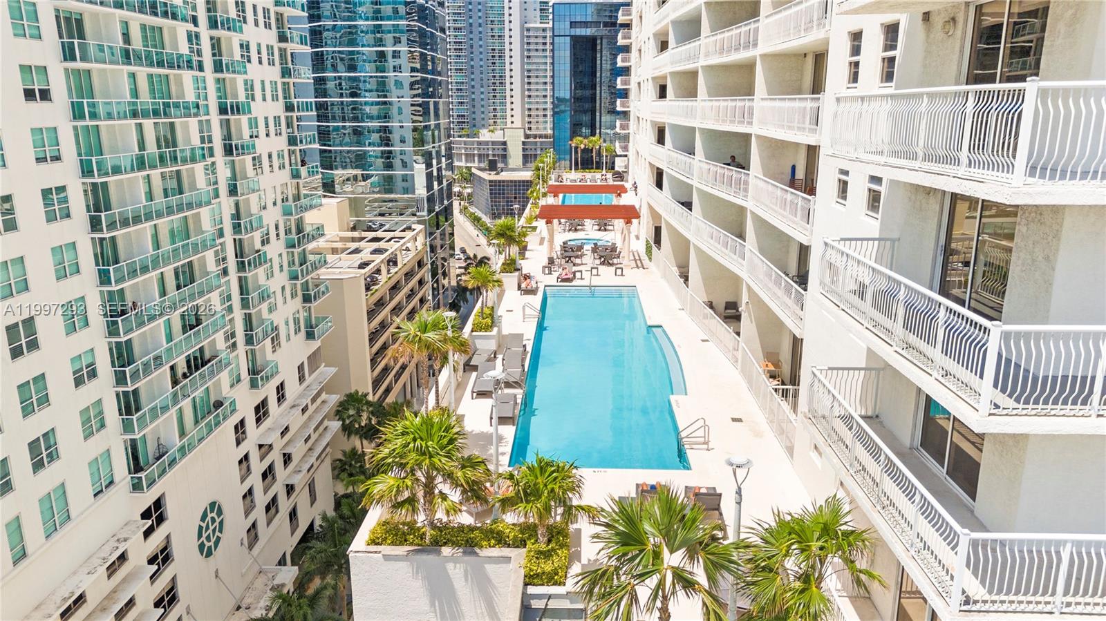THE CLUB AT BRICKELL BAY - Residential