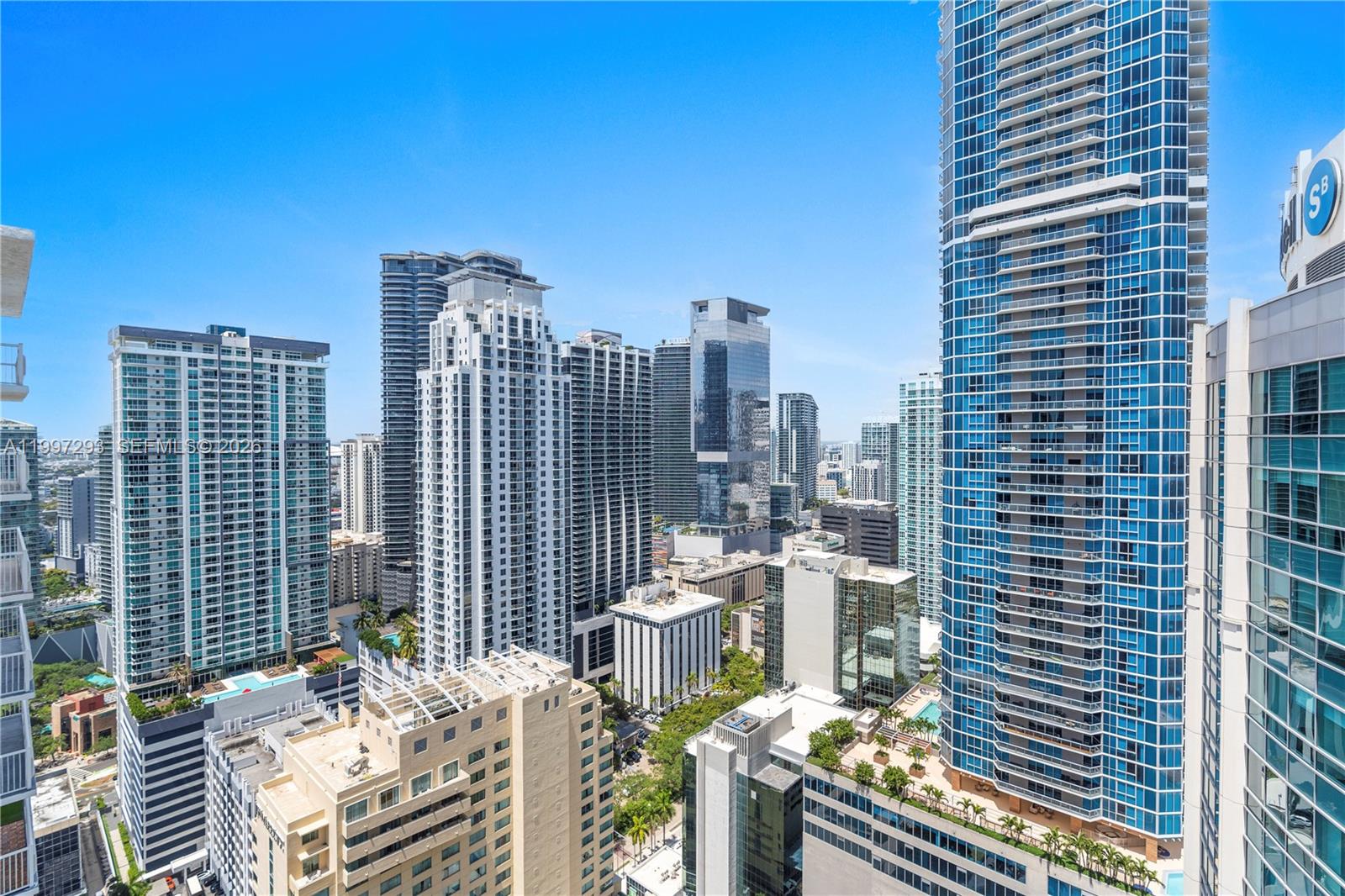 THE CLUB AT BRICKELL BAY - Residential