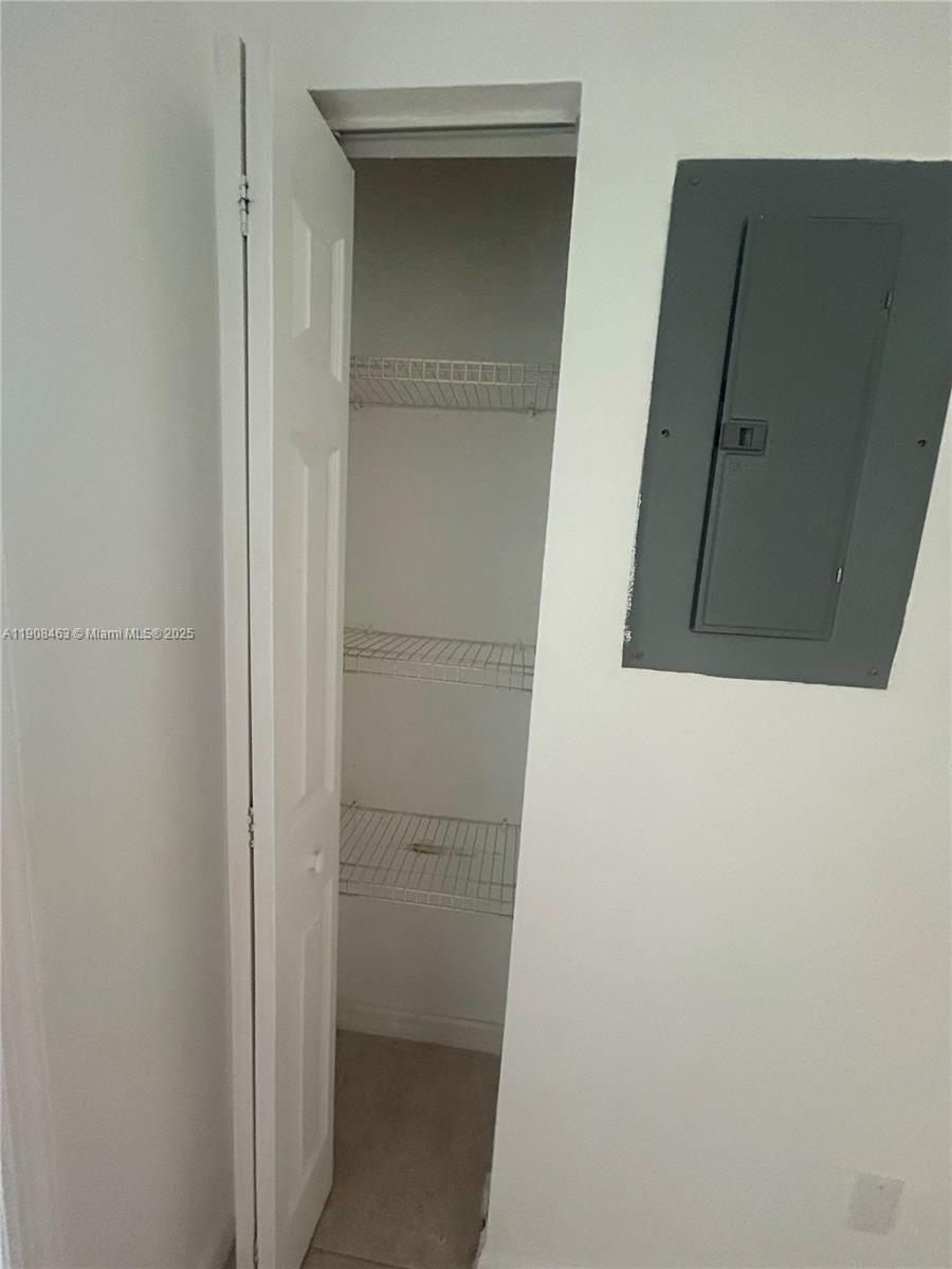 NORMANDY WATERWAY SUB - Residential Lease