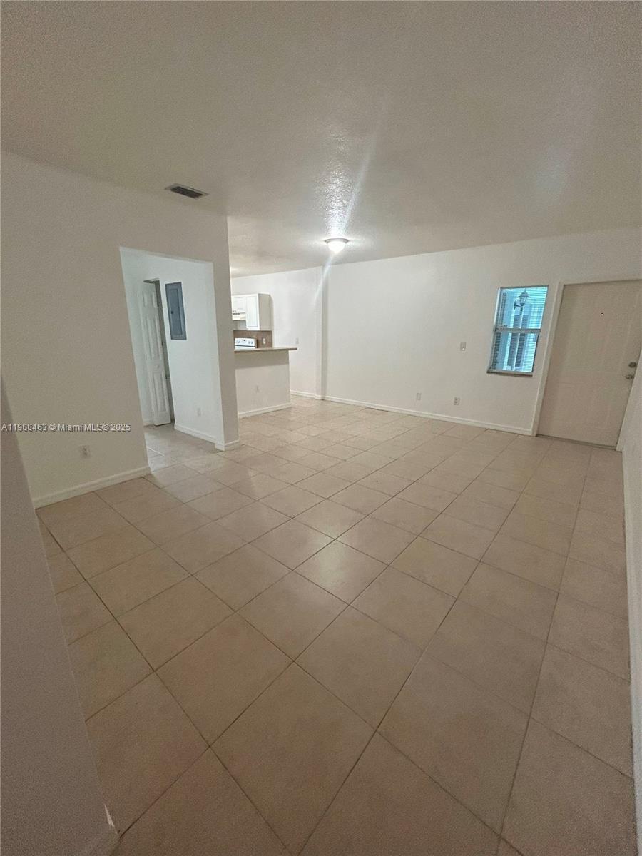 NORMANDY WATERWAY SUB - Residential Lease