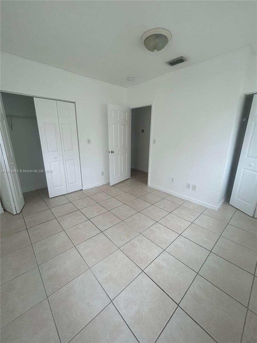 NORMANDY WATERWAY SUB - Residential Lease