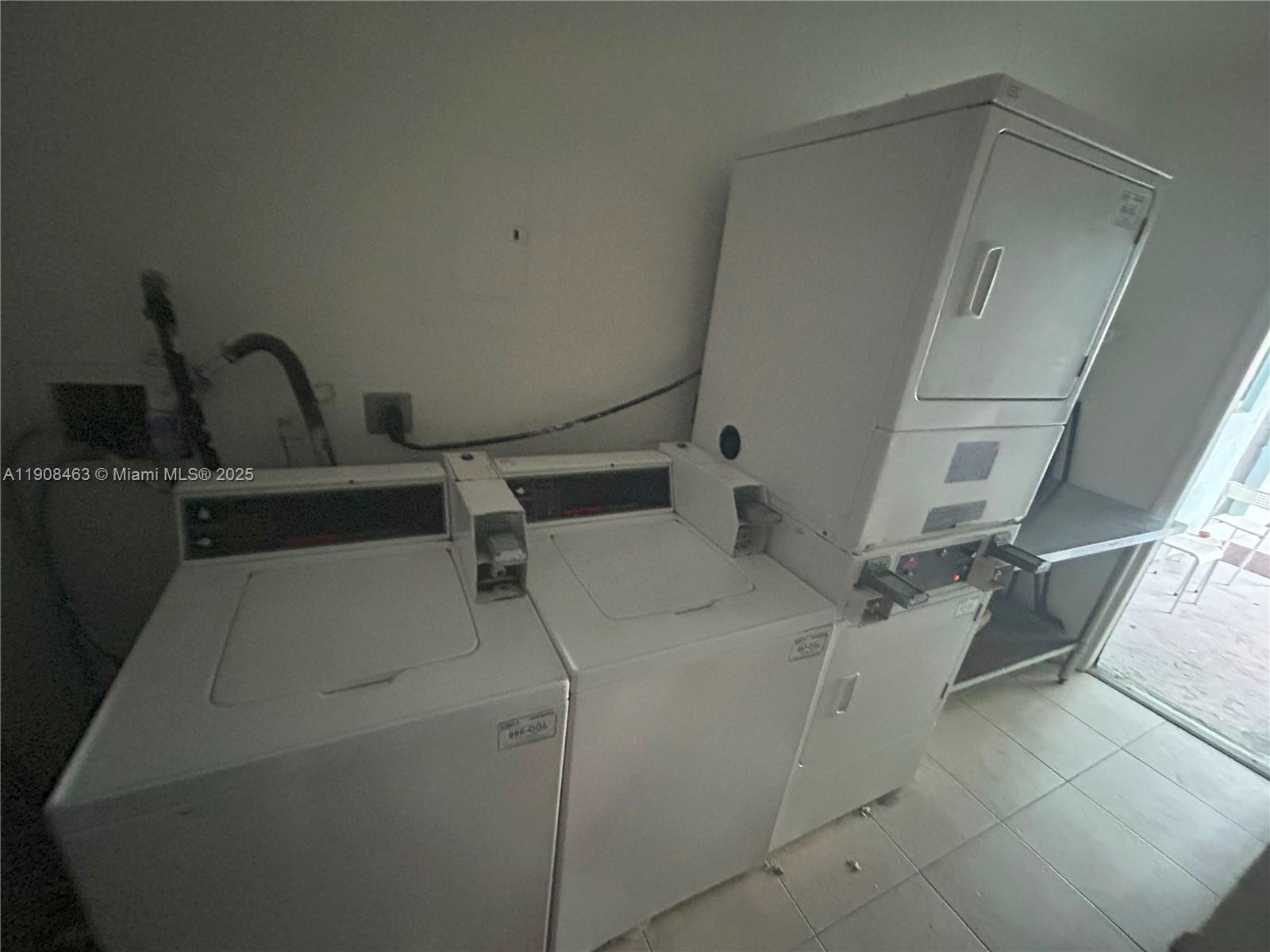 NORMANDY WATERWAY SUB - Residential Lease