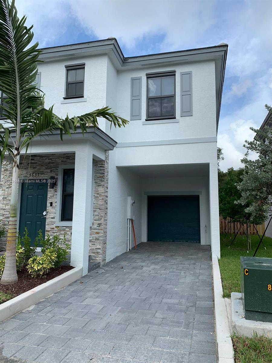 Rental Property at 1631 Sw 28th St, Fort Lauderdale, Broward County, Florida - Bedrooms: 3 
Bathrooms: 3  - $3,500 MO.