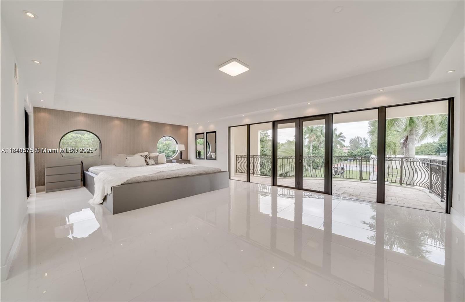 EVERGLADES SUGAR & LAND - Residential Lease