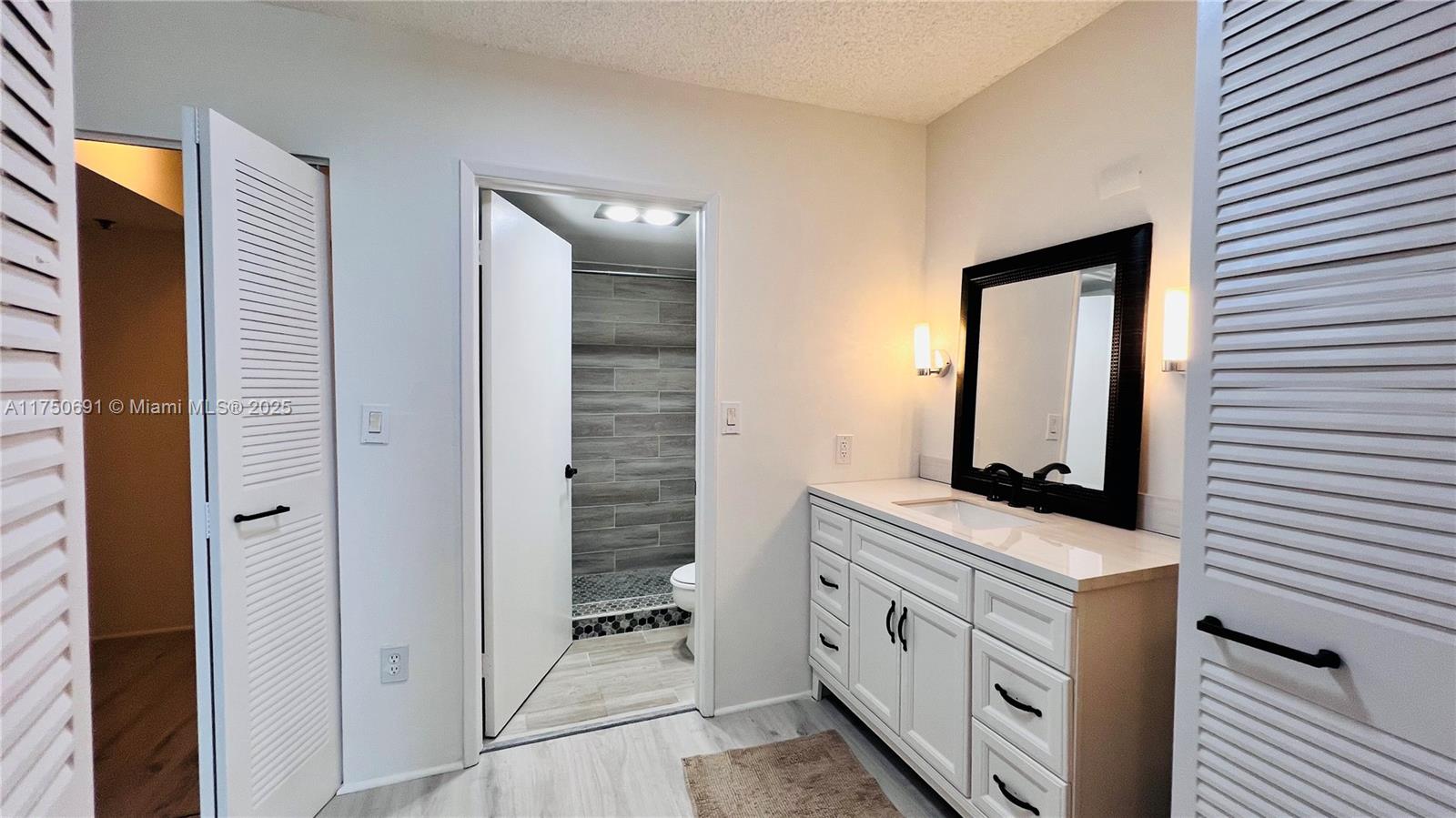 WATERVIEW CONDO - Residential