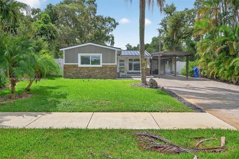 Photo of 6640 Douglas St, Hollywood, FL 33024 (MLS # A11916752)