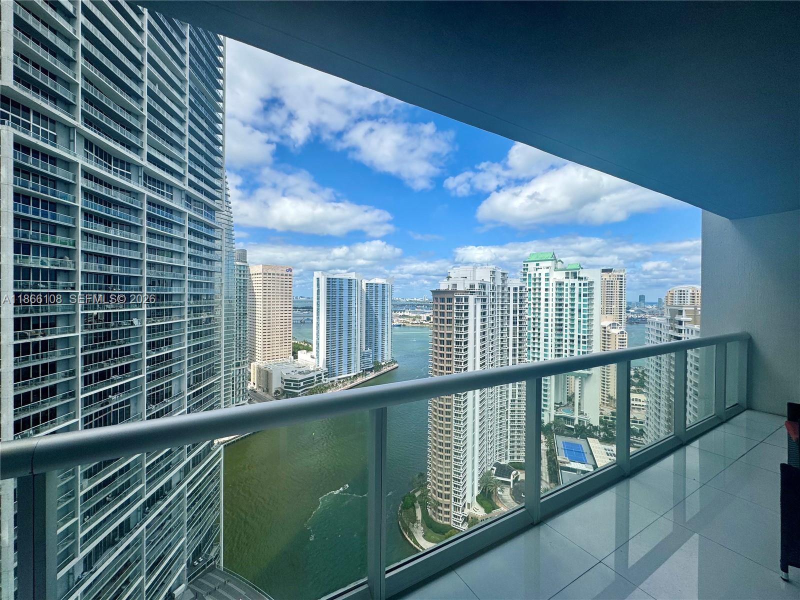 ICON BRICKELL 2 - Residential