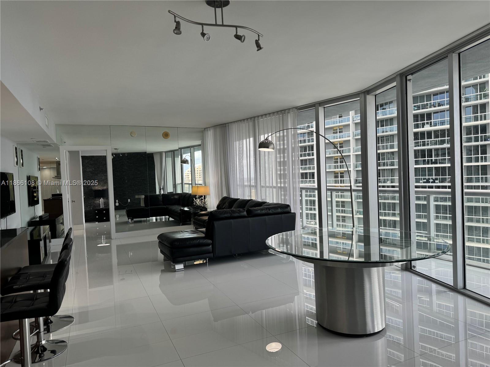 ICON BRICKELL 2 - Residential