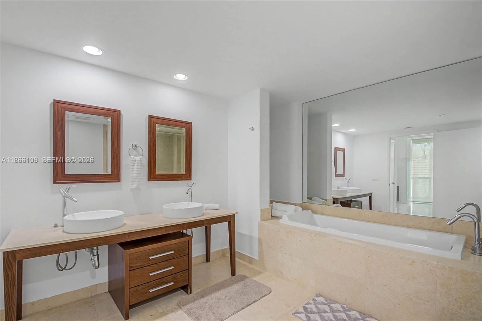 ICON BRICKELL 2 - Residential