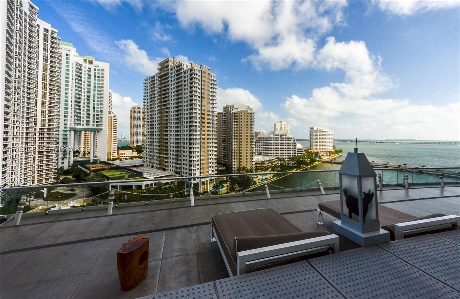 ICON BRICKELL 2 - Residential