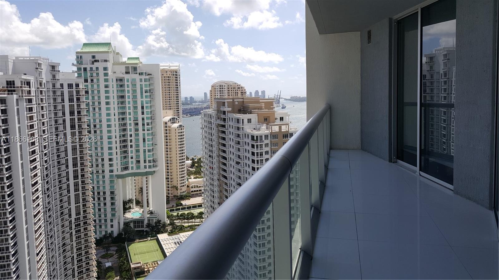 ICON BRICKELL 2 - Residential
