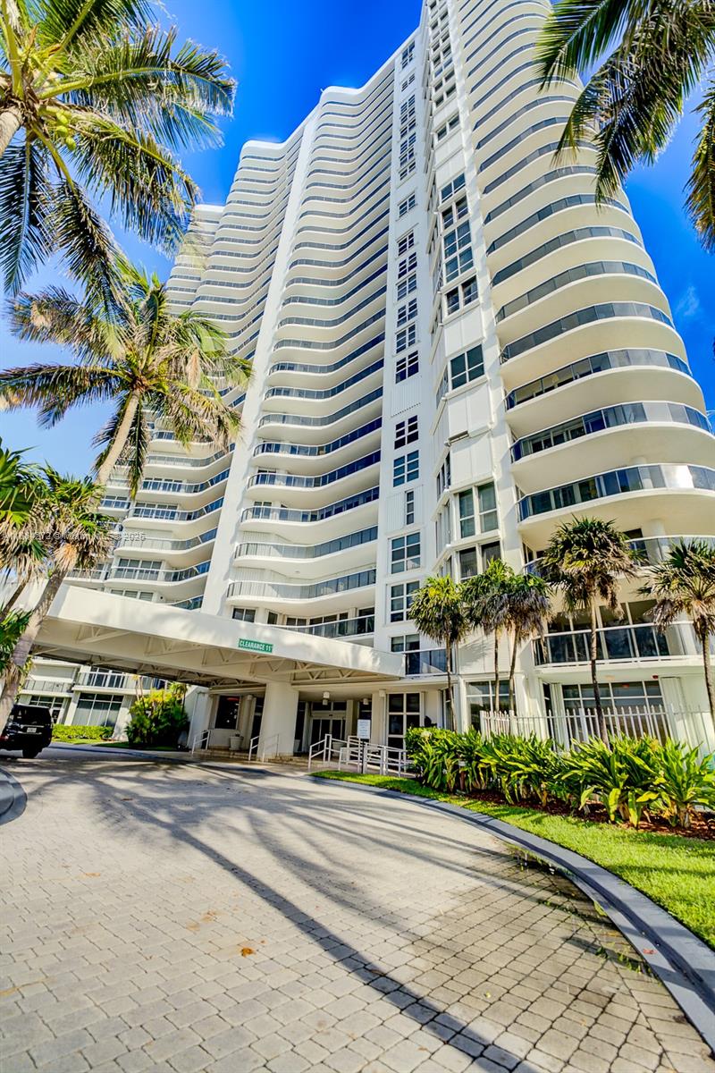SANDS POINTE OCEAN BEACH - Residential
