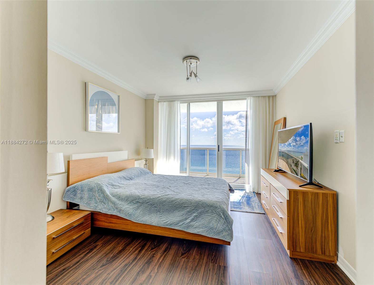 SANDS POINTE OCEAN BEACH - Residential