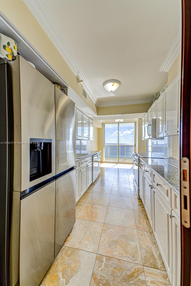 SANDS POINTE OCEAN BEACH - Residential