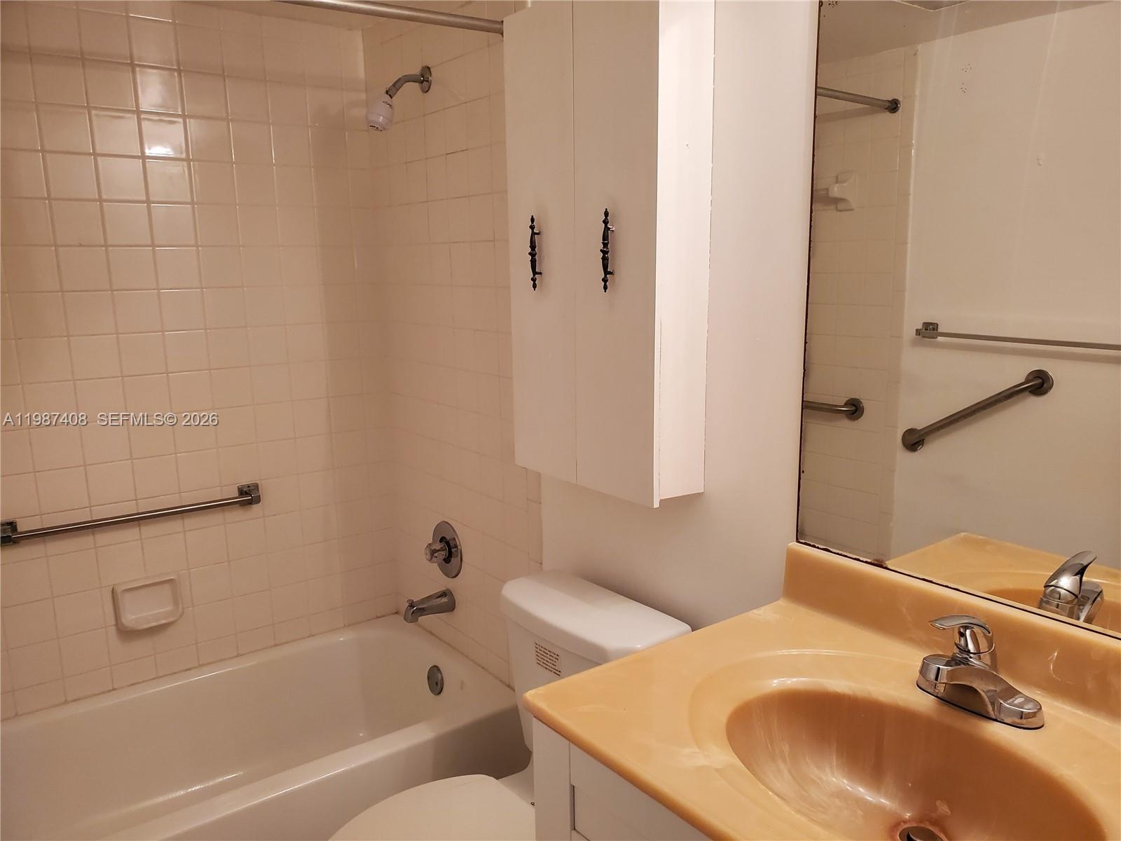 KINGSLEY AT CENTURY VILLA - Residential