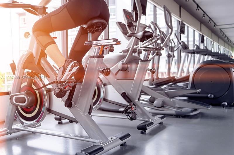 KINGSLEY AT CENTURY VILLA - Residential