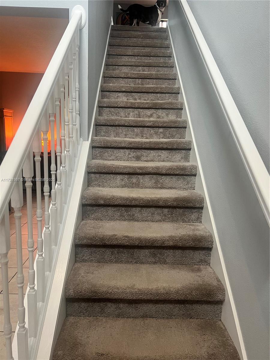 PALM BREEZES CLUB - Residential