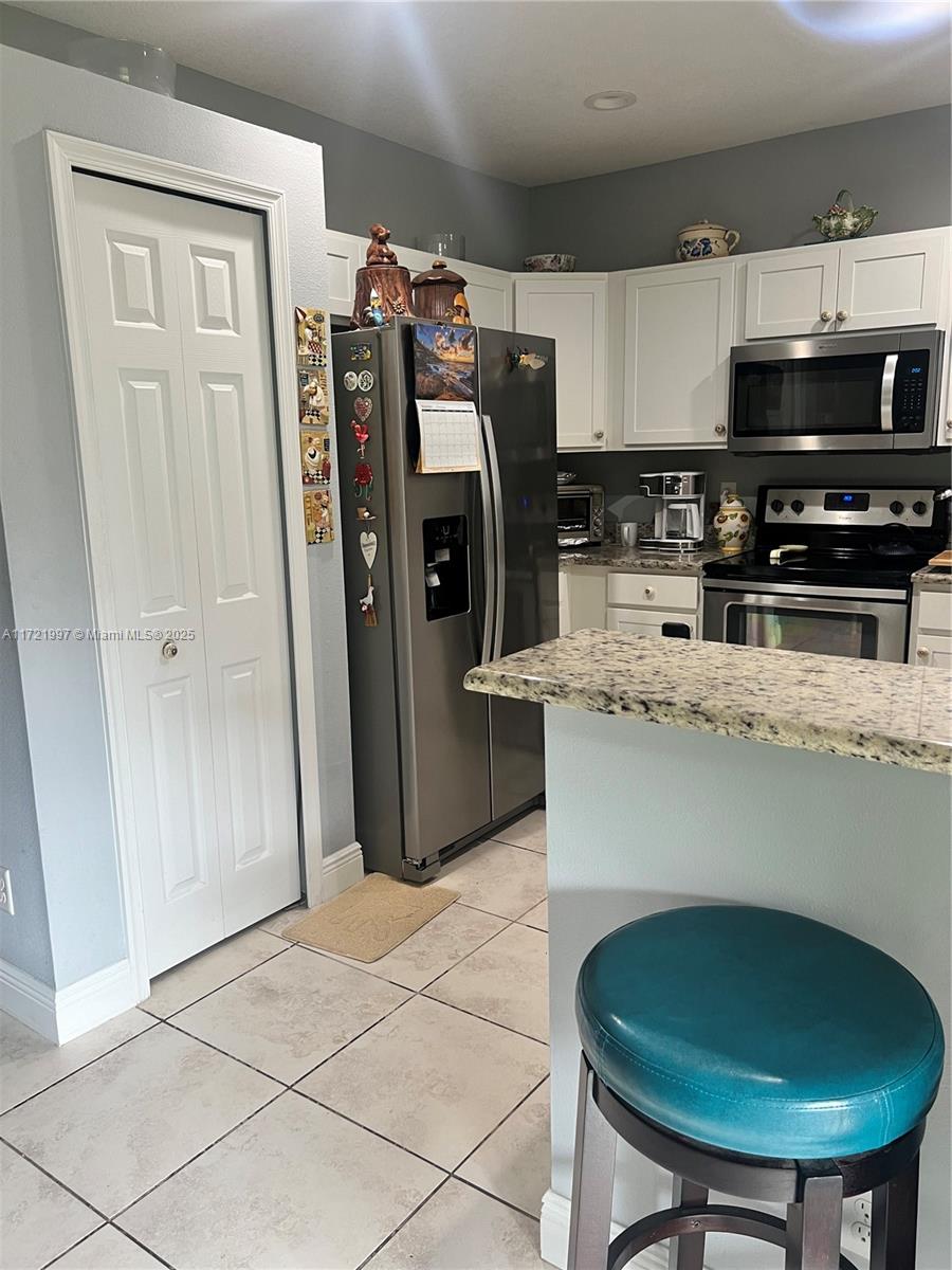 PALM BREEZES CLUB - Residential