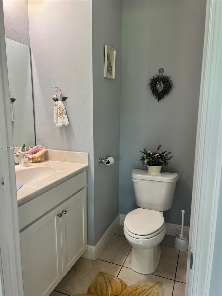 PALM BREEZES CLUB - Residential