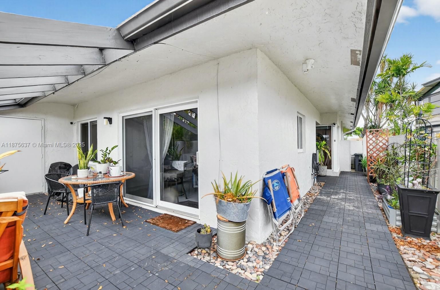 PALM GREENS AT VILLA DEL - Residential