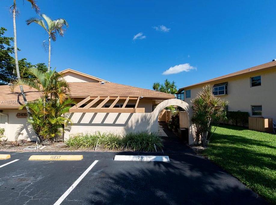 Welcome to your tranquil retreat in the desirable Sabal Palm community! This charming 2-bedroom, 2-bathroom villa offers the perfect blend of comfort and convenience. The spacious open floor plan is bathed in natural light, creating an inviting atmosphere for both relaxing and entertaining. Enjoy your morning coffee on the private patio overlooking lush, green space. The community pool is just a short walk away, providing the perfect spot to unwind. Conveniently located near vibrant downtown Delray Beach, pristine beaches, and top-rated restaurants. This is an incredible opportunity to own a slice of paradise!