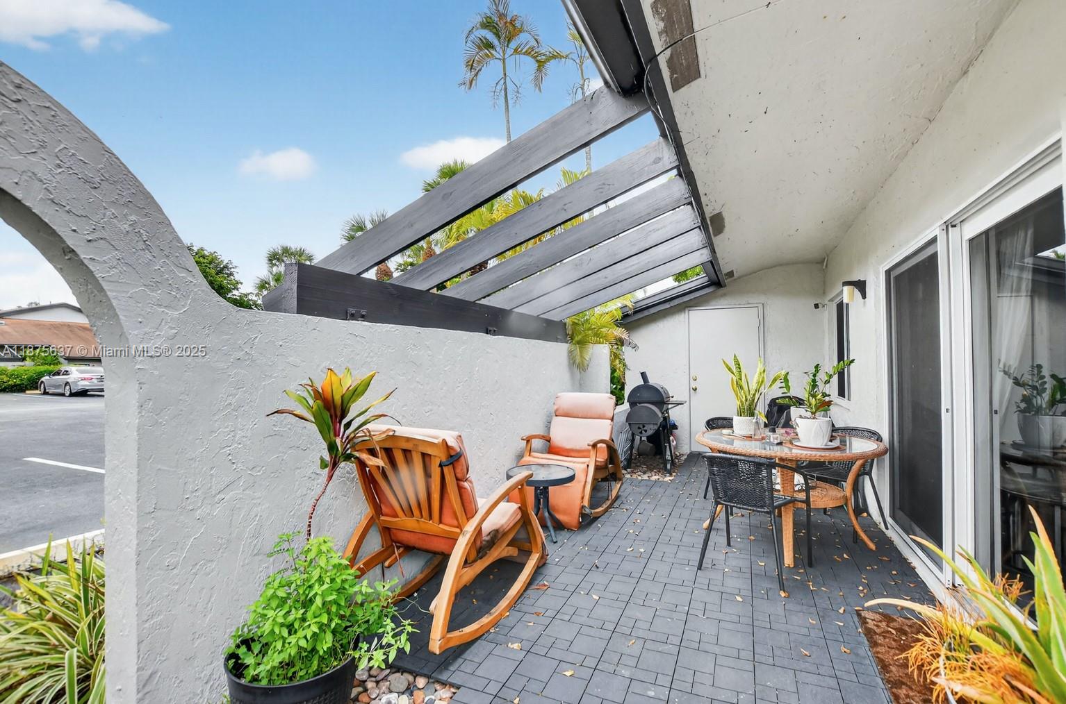 PALM GREENS AT VILLA DEL - Residential