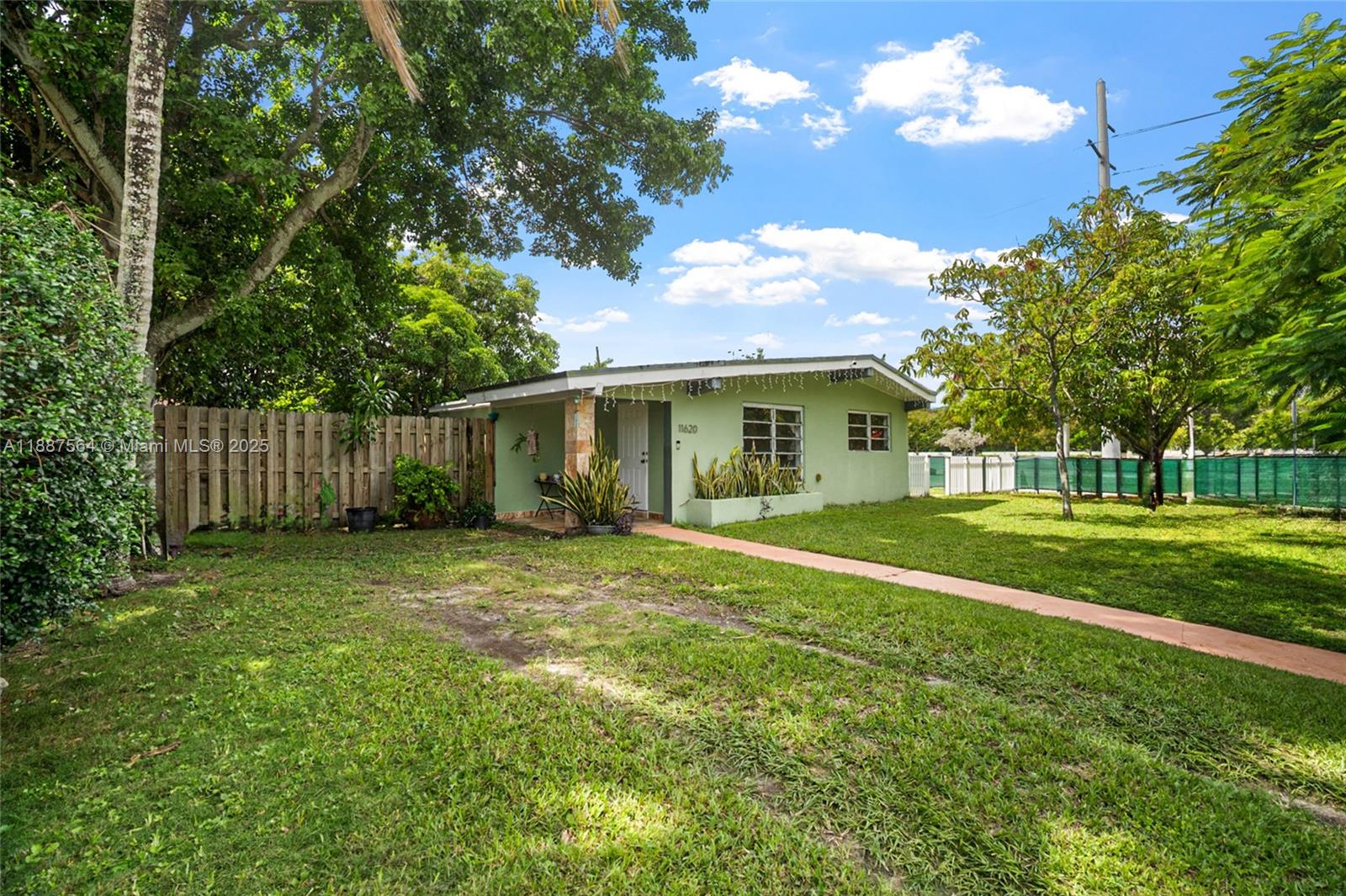 RICHMOND HEIGHTS ESTATES - Residential