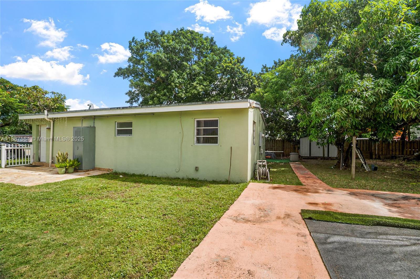RICHMOND HEIGHTS ESTATES - Residential
