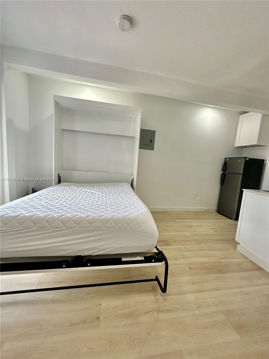 ALTOS DEL MAR NO 3 - Residential Lease